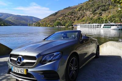 Douro Valley in a Luxury Convertible Mercedes (only private events)