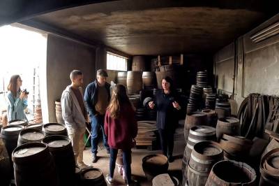 Full-Day Tour of Angel's Farm with Wine and Food Tasting