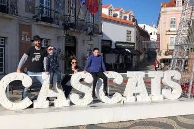 Lisbon : Sintra, Cabo da Roca and Cascais Full-Day Tour (Pic-up Optional)