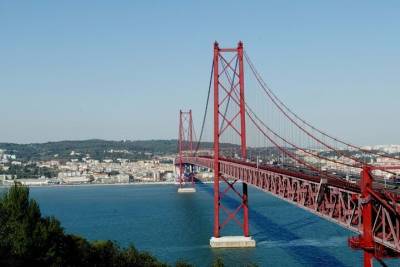 Lisbon to Algarve with stop at Évora, Bones Chapel and Cork factory