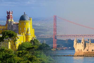 Full-Day Private Tour Sintra and Lisbon E-CAR 2 DAYS