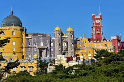 Private Sintra Tour - Full Day - Pena Entrance Included
