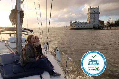 Relaxing Time in a sailboat on a day or sunset tour along the Tagus