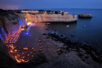 6-Hour Sunset Dinner Catamaran Cruise from Albufeira