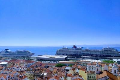 Private Lisbon Airport and Port Transfers (Arrival / Departures)