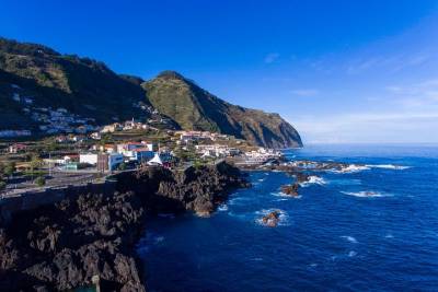 West - Porto Moniz Attractions