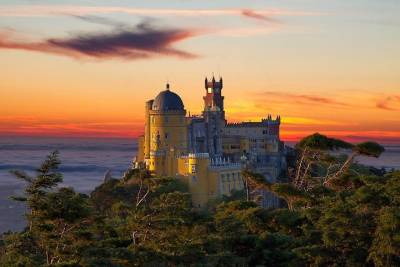 Sintra Full Day Small-Group Tour: Let the Fairy Tale Begin