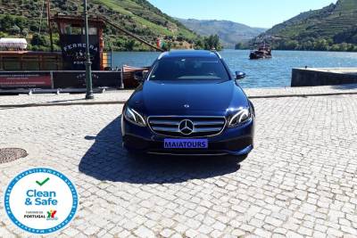 Porto to/from Lisbon Private Transfer With Custom Stops (1-4 pax) Business Car