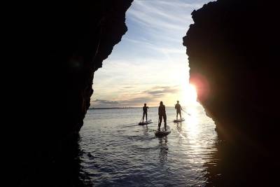 Stand Up Paddle Sunrise tour grottos in Lagos - pick up Aljezur area