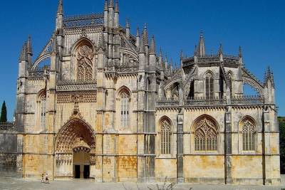 Private Tomar, Fatima and Batalha Tour — journey to a past full of history