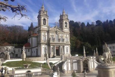 Barcelos, Braga and Guimarães Tour from Esposende