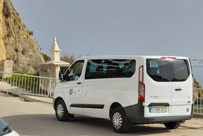 Private Transfer From Algarve to Sevilha ( 8 passengers ) One Way