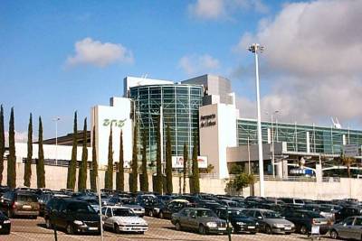 Lisbon Airport Private Transfer to Lisbon