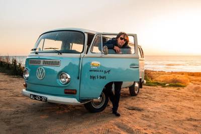 Portimão and Lagoa: Algarve Sunset Tour in a VW T2 Van