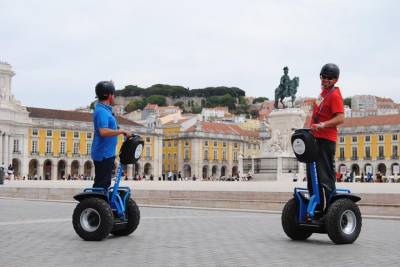 Lisbon 2-Hour Private Segway Cultural Tour with Local Guide