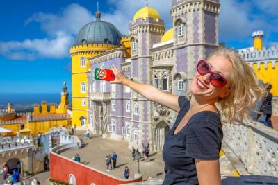 Pena Palace and Cabo da Roca half-day group tour from Lisbon