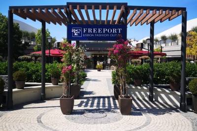 Freeport Outlet Private Tour - VIP Day Pass +10% disc. - 5 hours