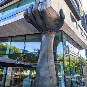 Hand support column hotel in Lisbon