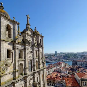 Igreja de São Lourenço from Miradouro da Rua das Aldas