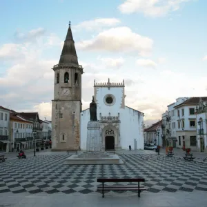 Tomar Town Square