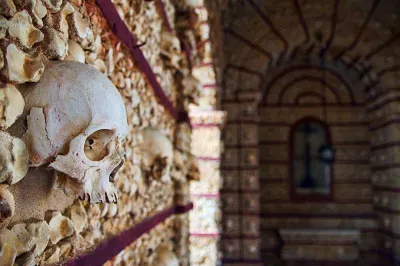 Capela dos Ossos (Chapel of Bones) - Faro