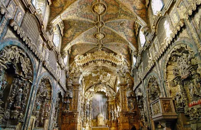 Igreja de Santa Clara interior