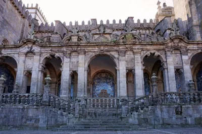 Baroque Loggia - Porto Cathedral