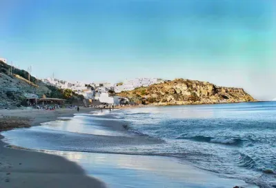 Praia do Burgau - Looking east