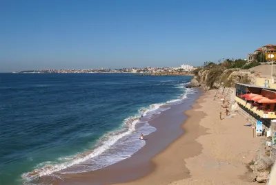 Praia das Avencas - Parede