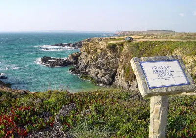 Praia do Serro da Águia