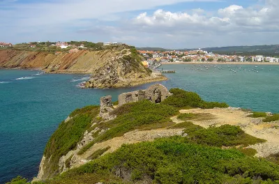  Capela de Santana and São Martinho do Porto