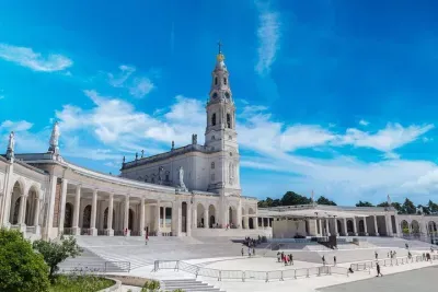 Discover Fátima: Private Pilgrimage Tour from Lisbon