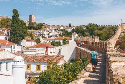 Private Tour in Convertible/Car to Nazaré - Peniche - Óbidos