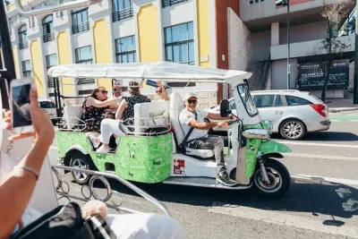 Tuk Tuk Lisbon: Immersion in Belém, Discoveries Tour