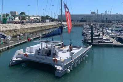 2H Private Sailing Catamaran "Vertigo" Tour in Lisbon up to 18pax