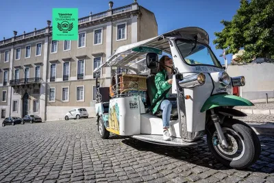 Lisbon: Half Day Sightseeing Tour on a Private Electric Tuk Tuk