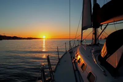 Douro Sunset Sailboat Experience in Porto