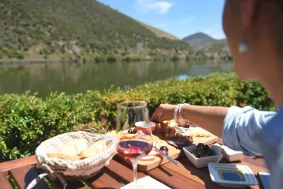 Douro Valley Private Tour (All Inclusive) Port Tasting and Lunch