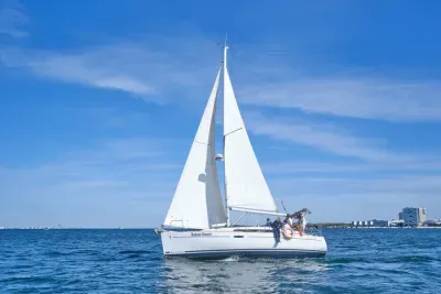 Sailboat in Arrábida, Setúbal