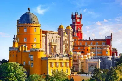 Sintra, Pena Palace & Cascais Small Group Tour from Lisbon