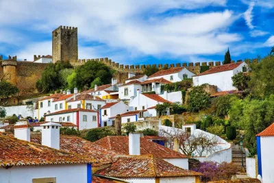 From Lisbon: Fátima, Óbidos Medieval, Nazaré Atlantic Coast