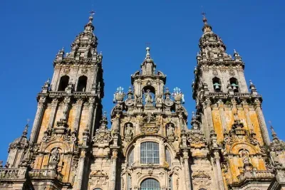  Porto: Santiago de Compostela and Valença do Minho Day Trip