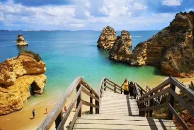 From Lisbon: Algarve Private Tour with Benagil Caves Cruise