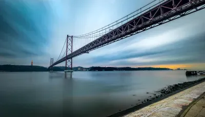 Lisbon bridge - Ponte 25 de Abril