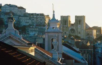 Alfama and cathedral - Lisbon