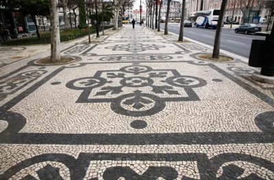 Avenida da Liberdade Pavement