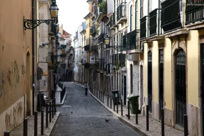 Lisbon - Bairro Alto - Rua da Rosa