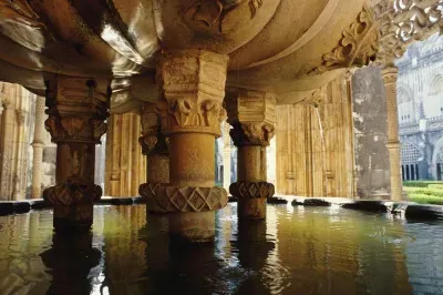 Royal Cloister - Batalha Monastery