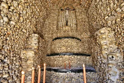 Capela dos Ossos, Evora