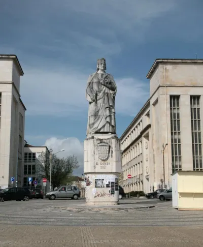 Largo Dom Dinis - Coimbra University